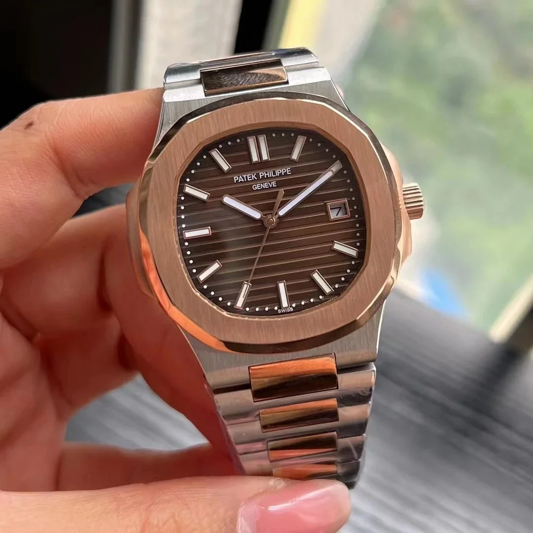 Patek Philippe Nautilus间玫瑰金壳·咖盘钢带 Watch